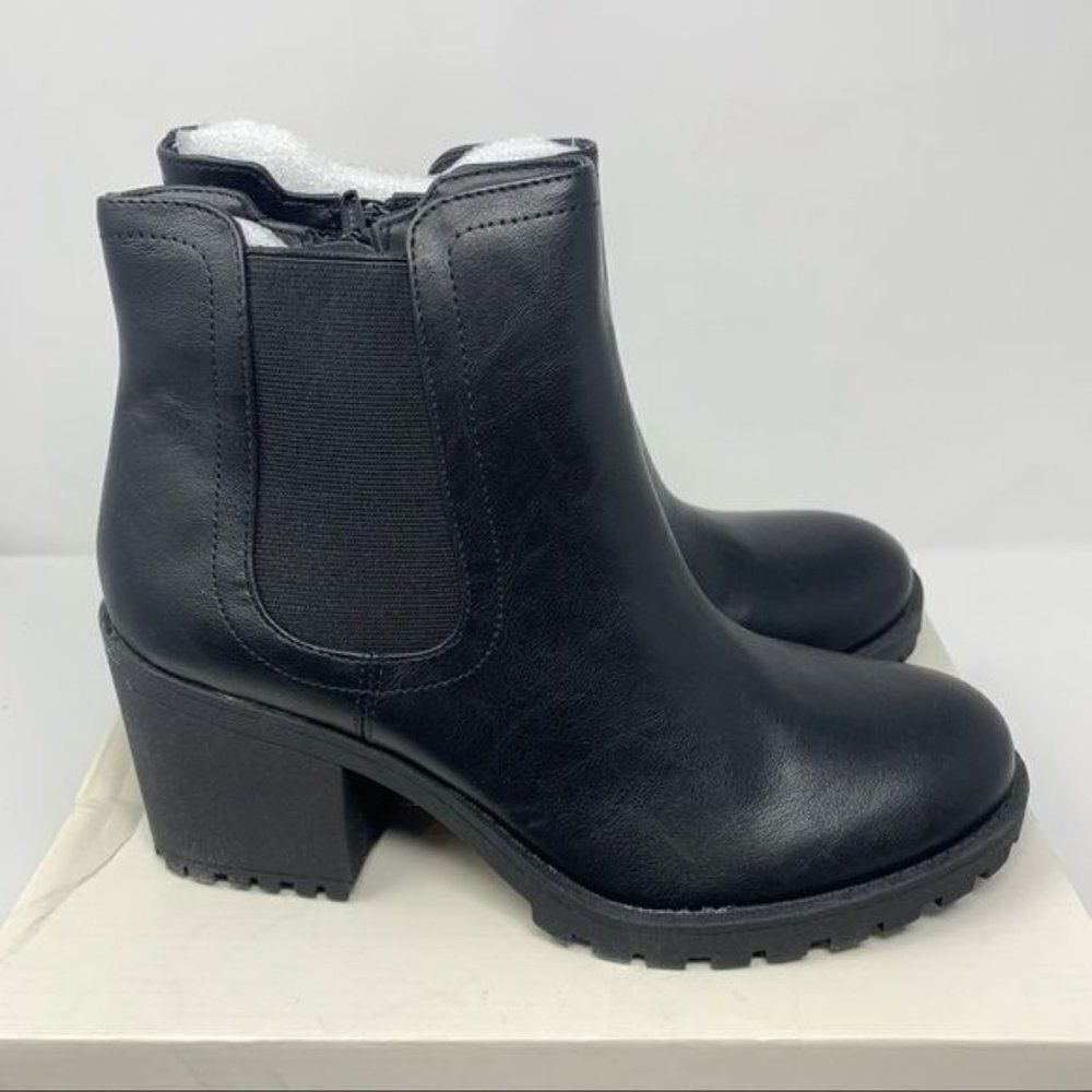Sun + Stone Morghan Boots
6.5